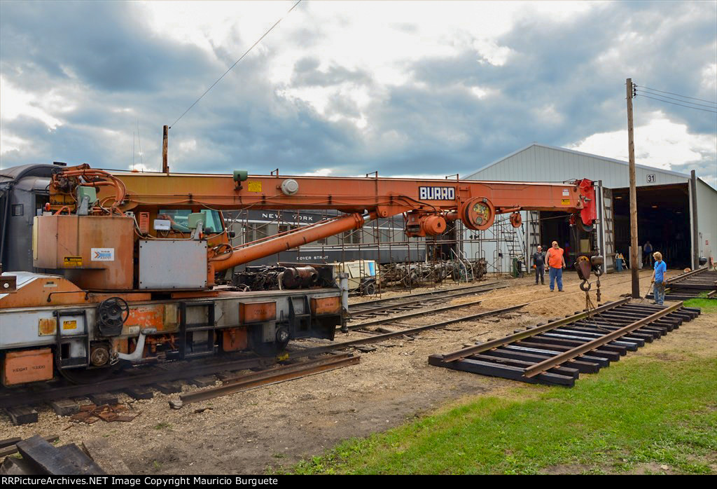 Amtrak Burro Crane Model 50 laying track